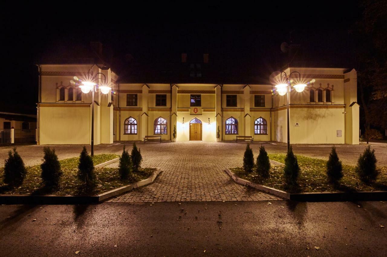 Centrum Obslugi Turysty Kordegarda Raczki  Buitenkant foto